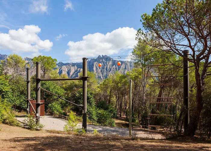 Checkin Montserrat Hotel 4*
