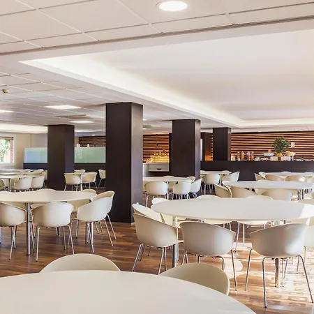 Checkin Montserrat 4* コリュバト