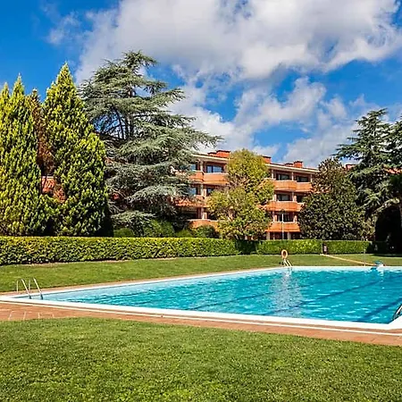 Hotel Checkin Montserrat 4*