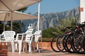 Checkin Montserrat 4*