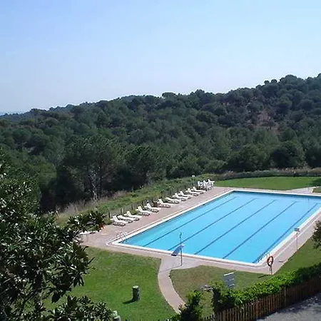 Checkin Montserrat Hotel 4*