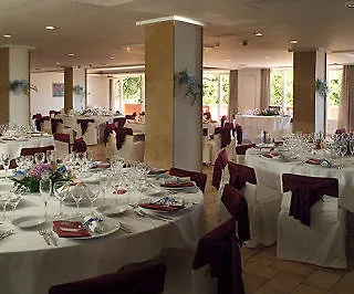 Checkin Montserrat Hotel 4*