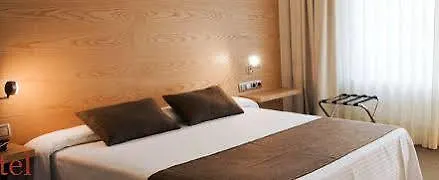 Checkin Montserrat 科尔百托